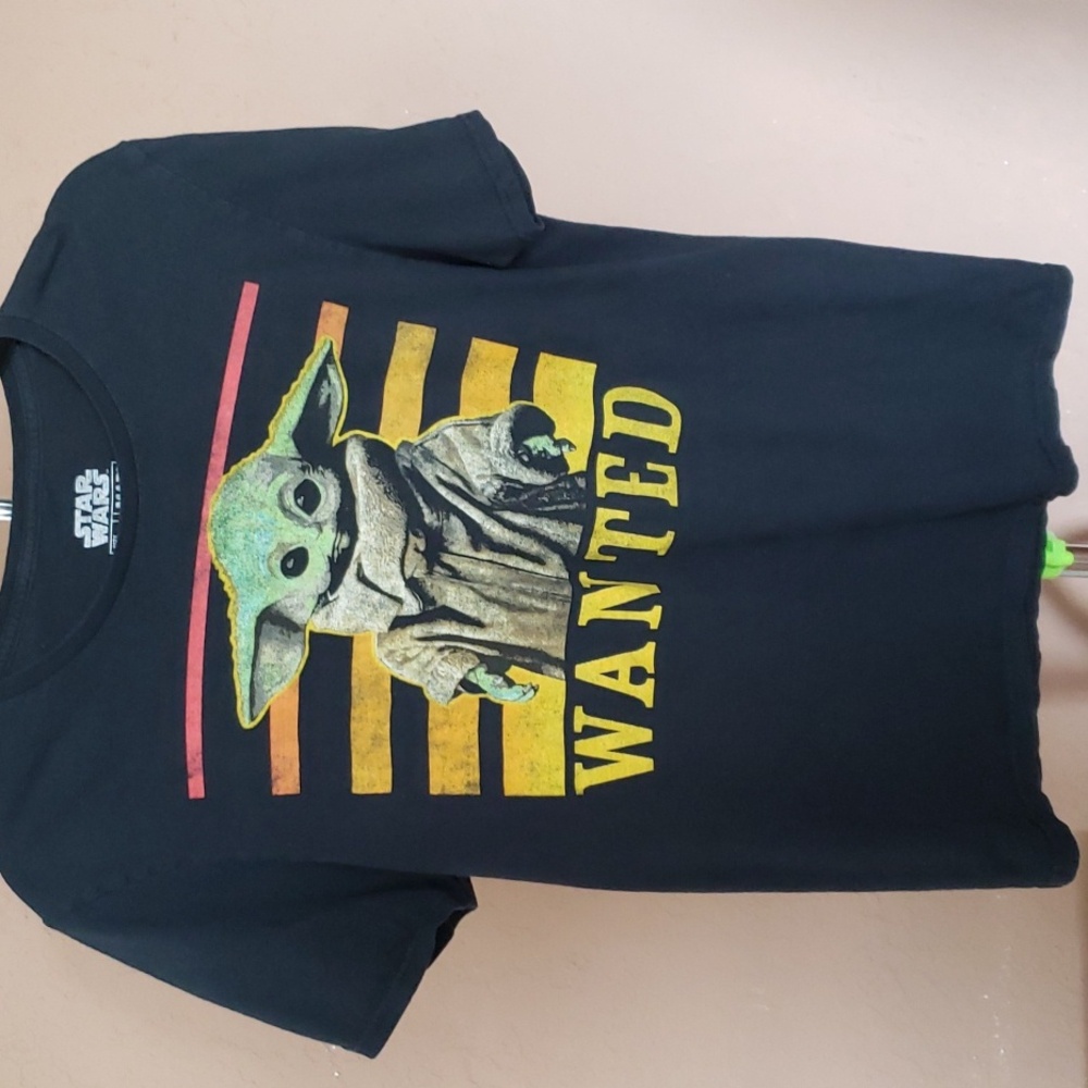 Star Wars Baby Yoda Wanted Black Short Sleeve Tee Size Medium